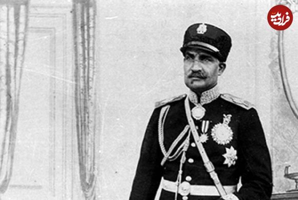 عکس؛ سفر در زمان؛ نشست خصوصی «رضاخان و محمدرضا پهلوی»؛ اواخر دهه 1310