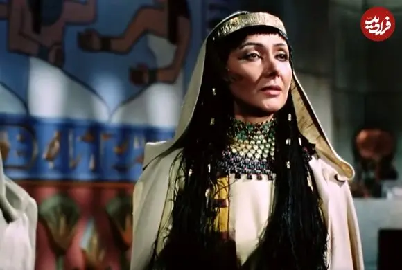 عکس| سفر در زمان؛ «زلیخا» در کنار «کامران» سریال خط قرمز در حاشیه یک مراسم؛ سال 98