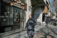 گزارش میدانی از قیمت‌‏ها و وضعیت معاملات ارز در خیابان فردوسی /خرید و فروش نیست؛ دلالها هم غیب شده اند