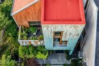 تصاویر؛ طراحی عالی و بی نظیر هوش مصنوعی از معماری یک خانه خاص و متفاوت