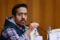 ببینید؛ نماز خواندن بازیگر سریال ستایش روی دیوار چین