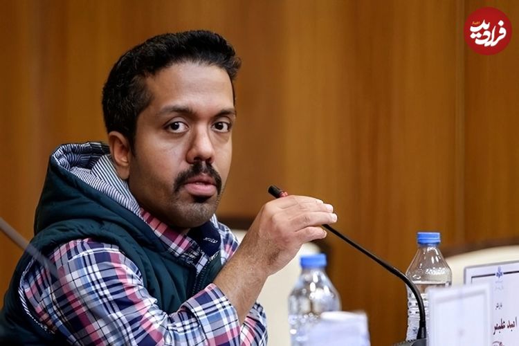 ببینید؛ نماز خواندن بازیگر سریال ستایش روی دیوار چین