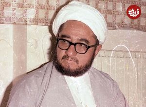 عکس؛ سفر در زمان؛ «محمدصادق خلخالی در تبعیدگاه لار»؛ دهه 50