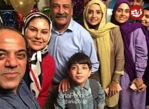 عکس| سفر زمان؛ «علی ثروتیان» (سریال آنام) و برادر دوقلویش در 16 سالگی در کنار «پرواز همای»