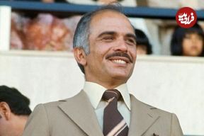 عکس| سفر در زمان؛ «ملک حسین» به همراه پدرش «ملک طلال، دومین پادشاه اردن» در رم؛ سال 1330