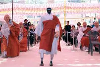 تصاویر| رونمایی از اولین «ربات-راهب» انسان‌نما به نام Gabi در کره‌جنوبی