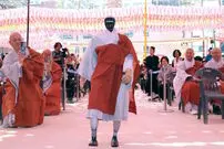 تصاویر| رونمایی از اولین «ربات-راهب» انسان‌نما به نام Gabi در کره‌جنوبی