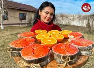 ببینید| غذای روستایی در اوکراین؛ پخت یک غذای متفاوت با ماهی سالمون و آناناس