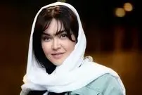 عکس| سفر در زمان؛ ظاهر متفاوت «ندا قاسمی» در جلسه دفاع از پایان نامه دکتری اش