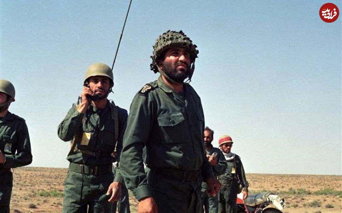 ببینید؛ سفر در زمان؛ «گریه سردار سلیمانی بعد شهادت احمد کاظمی»؛ سال 84