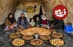 ببینید| غذای روستایی در افغانستان؛ پخت نان سنتی و سیب زمینی در تنور زیر زمینی
