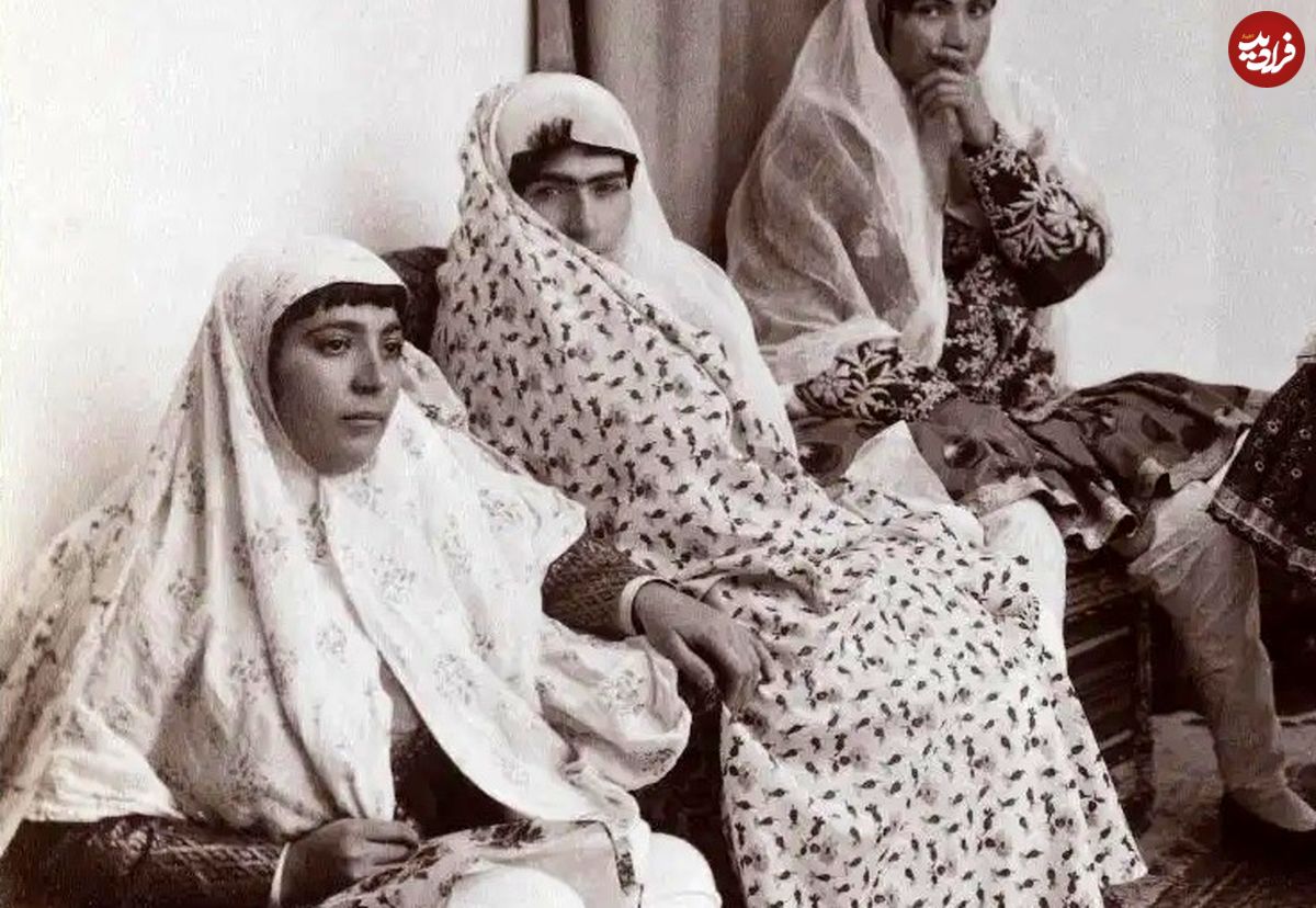 تصاویر؛ سفر به عصر قاجار؛ از «سه‌چرخه‌سواری ناصرالدین شاه» تا «ژست مظفرالدین شاه با صندلی سلطنتی»