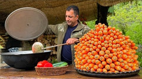 (ویدئو) پخت ازبکی پلو توسط آشپز مشهور روستایی آذربایجانی در طبیعت 