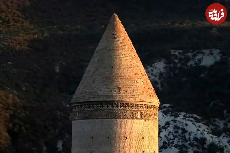 تصاویر| برج رادکان کردکوی؛ سازه باستانی آل باوند با گنبد مخروطی و ۳۵ متر ارتفاع 