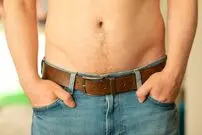 اگر نافتان را تمیز نکنید چه می شود؟ یک پزشک پاسخ می دهد
