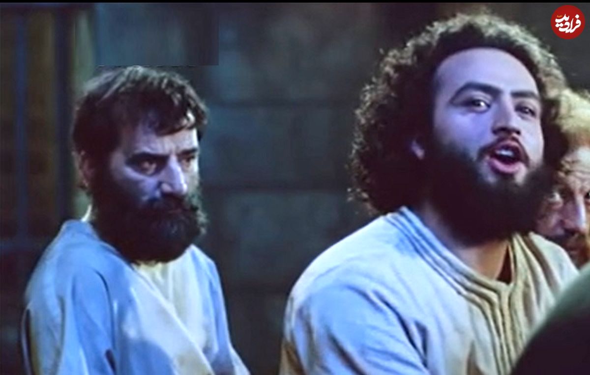 عکس| سفر زمان؛ چهرۀ «نسموند، زندانی زاویرا» در اتاق دوبلۀ صدا و سیما