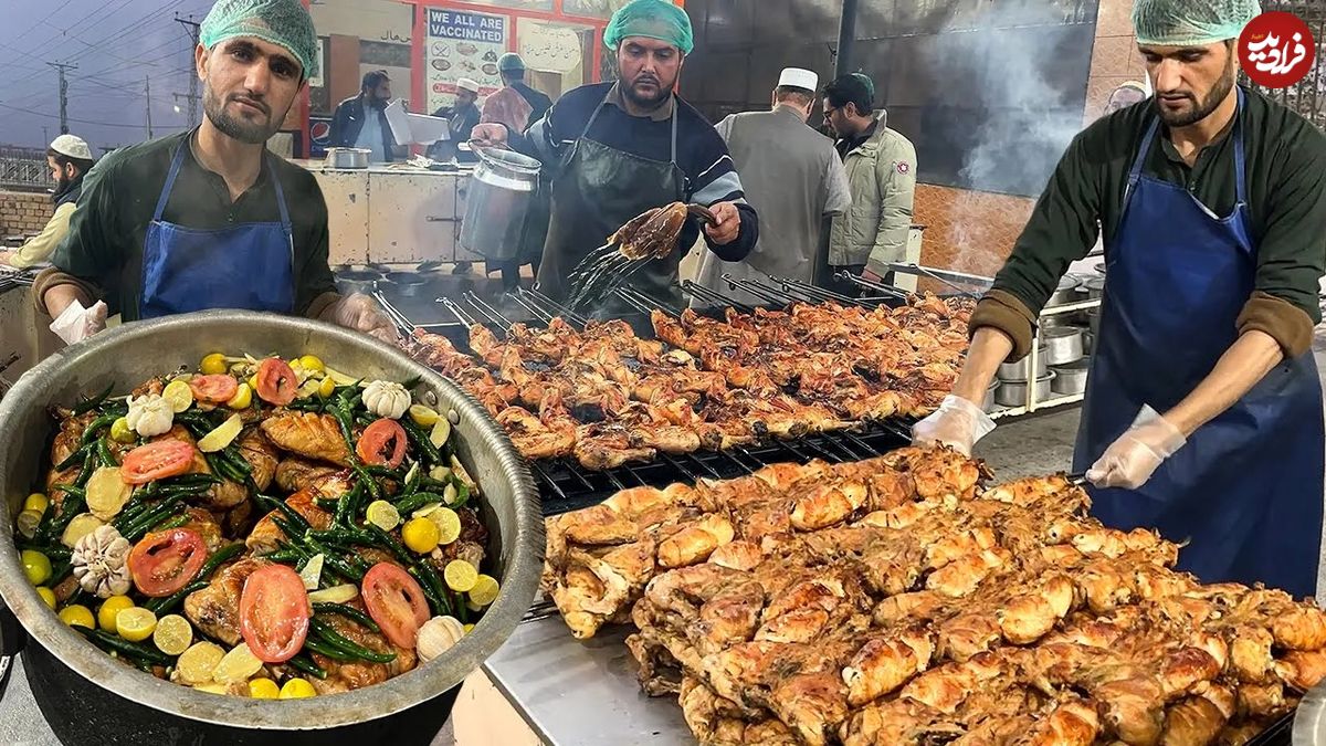 (ویدئو) غذای خیابانی مشهور در پاکستان؛ فرآیند تهیه 50 مرغ کبابی پیشاوری