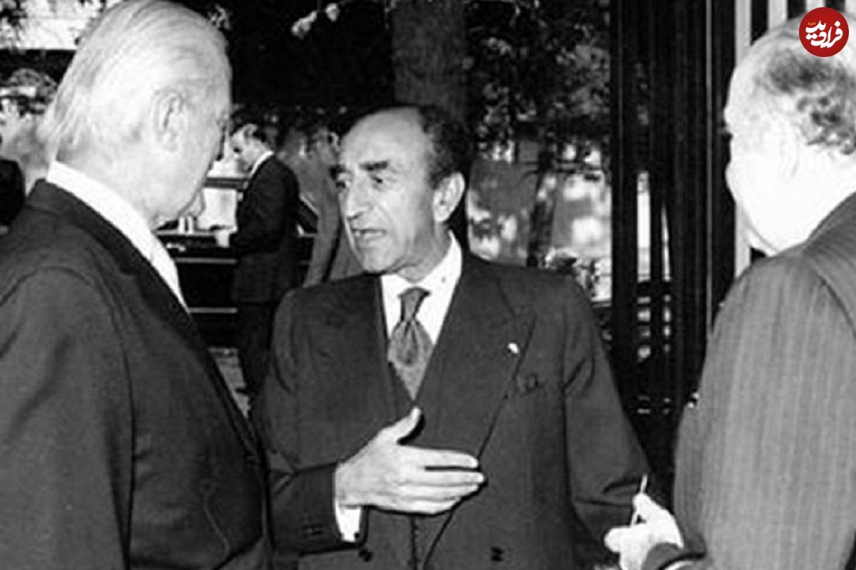 سفر در زمان؛ یادداشت‌های علم، شنبه ۲۵ فروردین ۱۳۵۲: به سفیر انگلیس گفتم «اگر شما بین ما و عراق اختلاف می اندازید که بتوانید اسلحه به ما بفروشید که وای به حال ما و وای به حال شما»