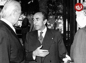 سفر در زمان؛ یادداشت‌های علم، شنبه ۲۵ فروردین ۱۳۵۲: به سفیر انگلیس گفتم «اگر شما بین ما و عراق اختلاف می اندازید که بتوانید اسلحه به ما بفروشید که وای به حال ما و وای به حال شما»