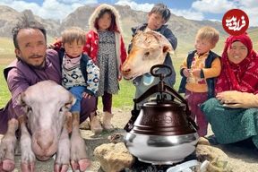 ببینید؛ غذای روستایی در افغانستان؛ پخت نان و یک خورشت محلی در طبیعت