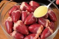 ببینید| طرز تهیه یک غذای ساده آلمانی با 200 گرم دل مرغ و سیب زمینی