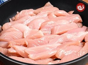 ببنیید؛ طرز تهیه یک غذای سریع اسپانیایی با فیله مرغ، گوجه و سیب زمینی