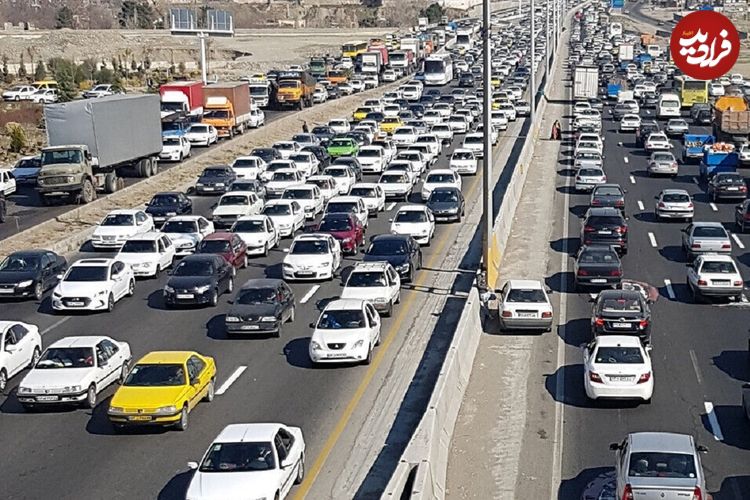 (عکس) ایران قدیم؛ «جاده قم-اصفهان، زمانی که کاملا خاکی بود»؛ سال 1330