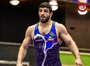 ببینید؛ پاسخ تند مجری به کری‌خوانی توهین‌آمیز کشتی‌گیر آمریکایی برای کامران قاسم‌پور!