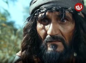 عکس؛ سفر در زمان؛ «رستم غلام شمر» سریال مختار در حال دوتار نوازی؛ سال 99