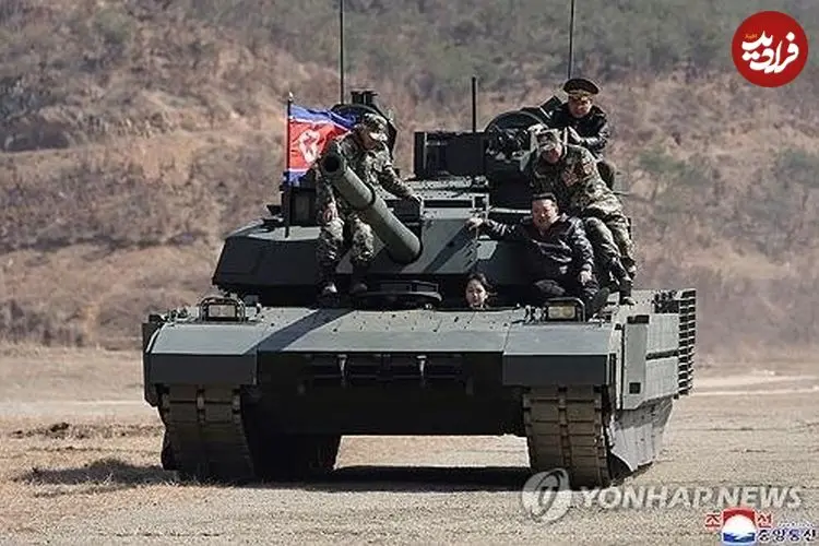 عکس| رهبر کره شمالی سوار بر تانک بر رزمایش نیروی زمینی نظارت کرد