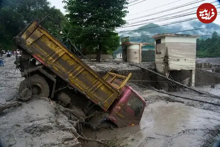 ببینید| فروپاشی یخچال طبیعی عامل سیل ویرانگر در نپال و تبت