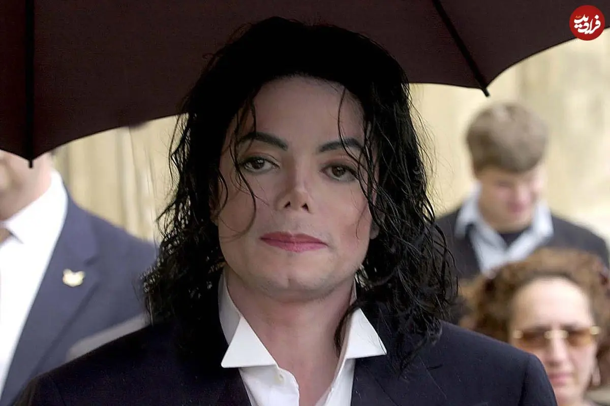 عکس؛ سفر در زمان؛ «مایکل جکسون 20 ساله» در مراسم اهدای جوایز گرمی در کالیفرنیا؛ سال 1356