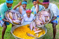 ببینید؛ غذای روستایی در هند؛ پخت املت ماهی غول پیکر در طبیعت
