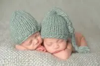 یک پدیده نادر در جهان؛ دو قلوهایی با تاریخ تولد متفاوت