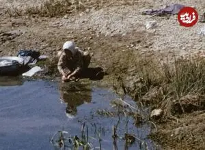 عکس| سفر زمان؛ لباس شستن زنان اصفهانی در کنار زاینده رود؛ سال 55