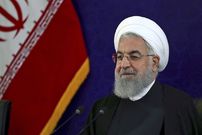 عکس؛ سفر در زمان؛ تصویری دیده نشده از حسن روحانی در نمازجمعه سال ۱۳۶۰