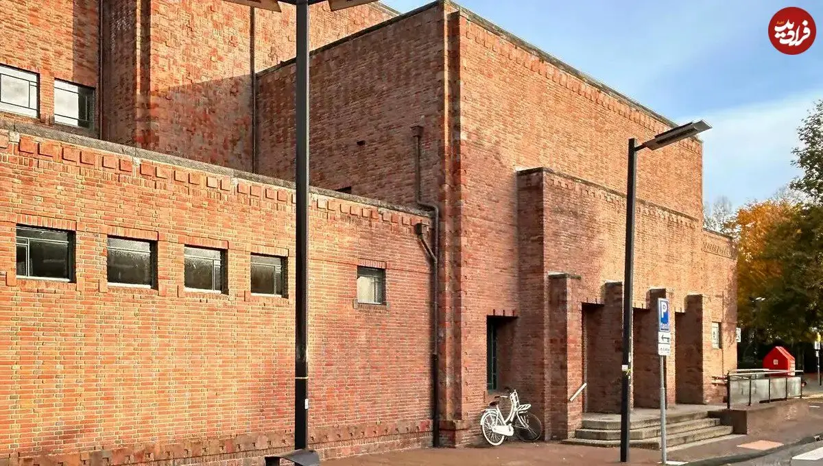 تصاویر؛ ایستگاه قطاری که شاهکار معماری کوبیسم اکسپرسیونیستی است