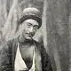 عکس| سفر به ایران قدیم؛ یک آرایشگر دوران قاجار در حال تراشیدن موی مشتری