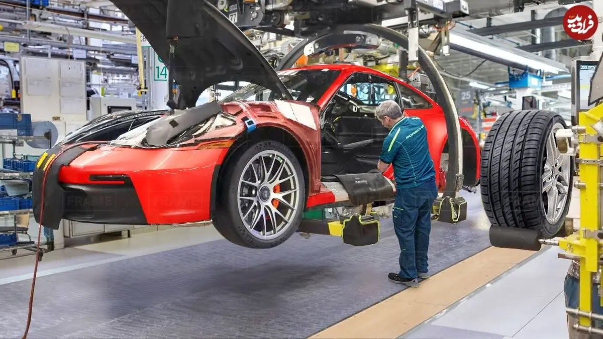 ببینید| چگونه پورشه 911 GT3 افسانه ای در آلمان تولید می شود؟