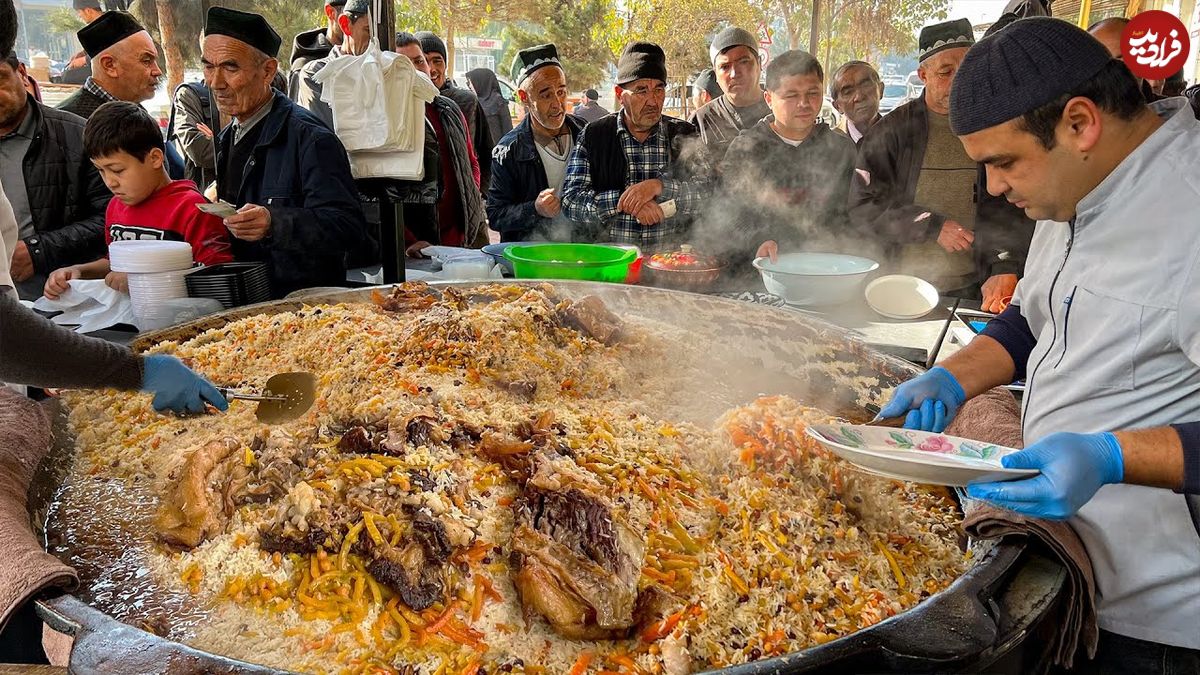 ببینید؛ غذای خیابانی در ازبکستان؛ پخت یک تن سمرقند پلو با گوشت در نمانگان