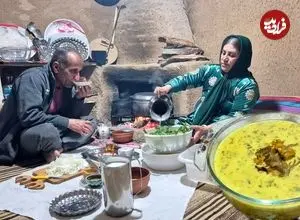 ببینید| غذای روستایی در ایران؛ پخت آش دوغ سنتی روی آتش