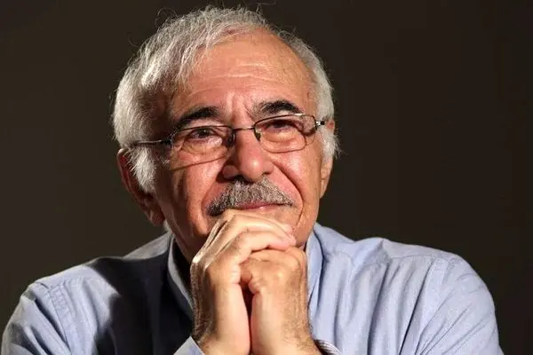 مردی که زنده بود تا به غزل فکر کند!