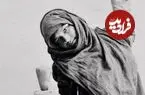 عکس| سفر زمان؛ زن جوان در حال کش و قوس دادن به بدن؛ 140 سال قبل