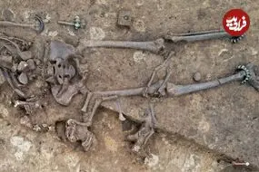 قبر 2300 سالۀ «زنی با پابند برنزی» در جریان ساخت یک شهرک صنعتی پیدا شد