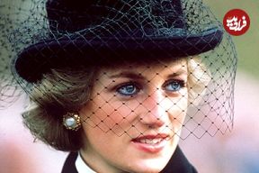 عکس| سفر در زمان؛ «پرنسس دایانا» پس از مراسم عروسی در کالسکه؛ سال 1360