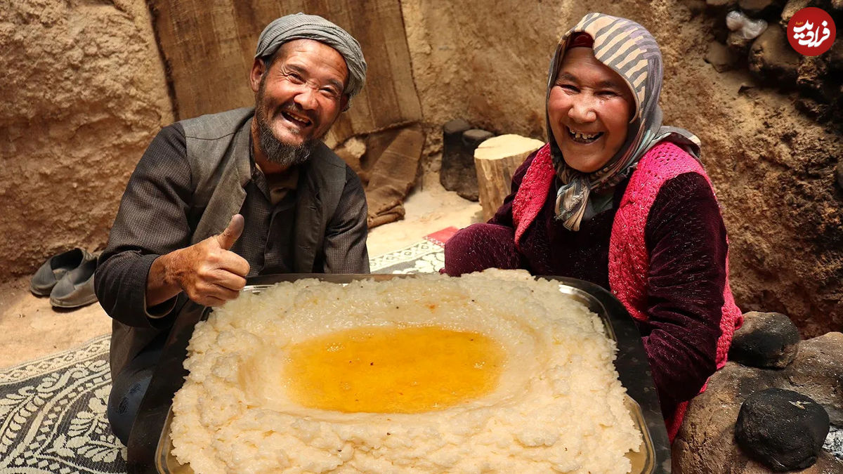 (ویدئو) فرآیند پخت یک شیر برنج متفاوت به سبک زوج مسن غارنشین افغان