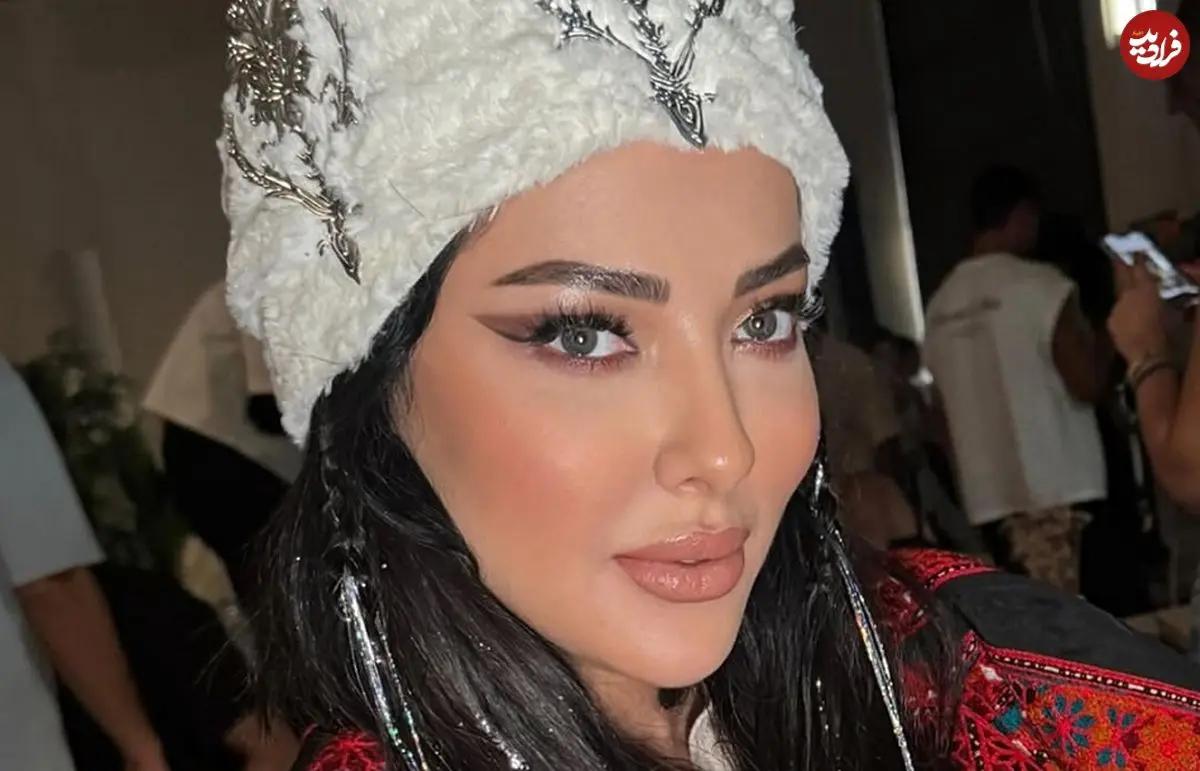 عکس| سفر زمان؛ چهرۀ «لیلا اوتادی» در پشت‌صحنه سریال «گاندو»؛ سال 98