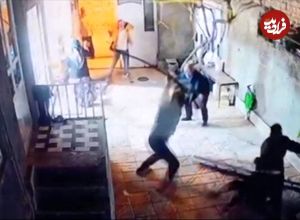 دادستانی: پیرمرد اهری که مورد حمله گروهی از اراذل و اوباش قرار گرفته بود، بر اثر شدت جراحات وارده جان باخت؛ این درگیری بر سر اختلافات ملکی میان مهاجمان و یک زوج سالخورده رخ داده بود