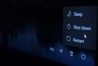 خاموش کردن یا Sleep؛ کدام برای سیستم شما مناسب‌تر است؟