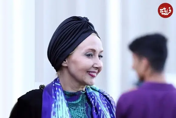 عکس| سفر زمان؛ «کتایون ریاحی» و پسرش «پوریا» در مراسم رونمایی از فیلمنامۀ «کوروش کبیر»